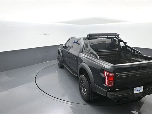 Certified 2018 Ford F150 Raptor w/ Equipment Group 802A Luxury image 27