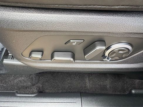 Used 2023 Hyundai Palisade Calligraphy image 21