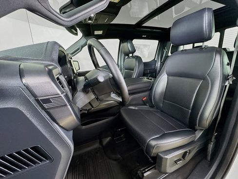 Used 2025 Ford F150 Lariat image 12