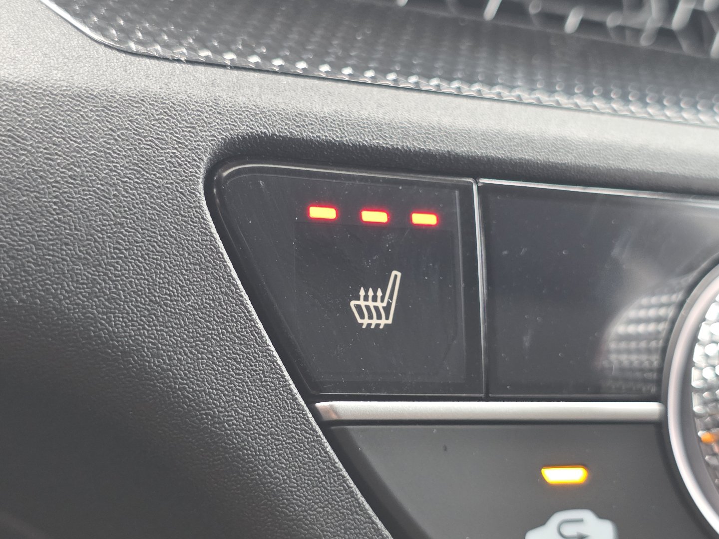 Certified 2025 Honda CR-V EX image 5
