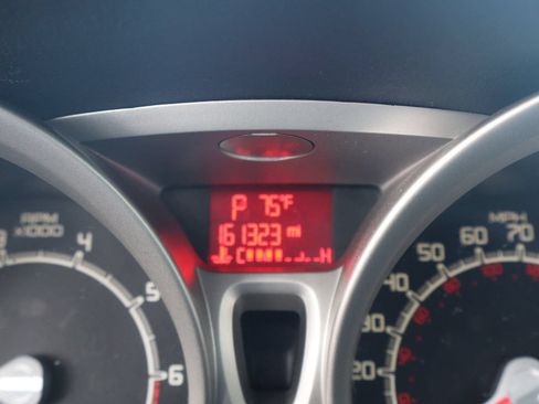 Used 2013 Ford Fiesta SE FWD image 44