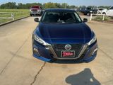 Used 2020 Nissan Altima 2.0 SR image 2