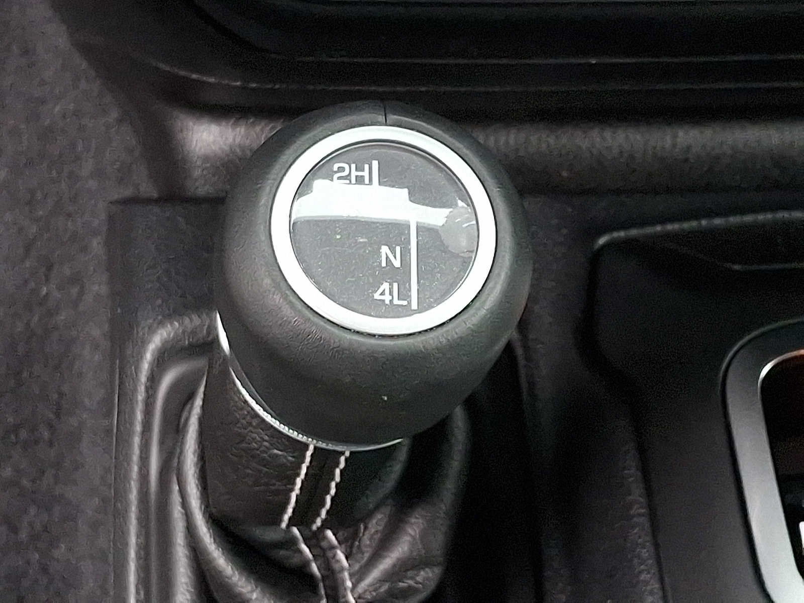 Used 2020 Jeep Wrangler Unlimited Sahara AWD/4WD image 24