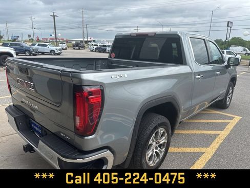 Used 2025 GMC Sierra 1500 SLT AWD/4WD image 8