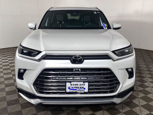 Used 2025 Toyota Grand Highlander AWD Hybrid image 29