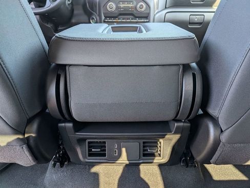 New 2026 Chevrolet Silverado 2500 Custom w/ Custom Value Package AWD/4WD image 30