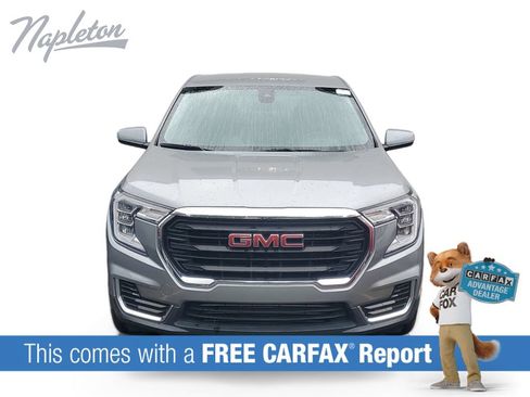 Used 2024 GMC Terrain SLE FWD image 3