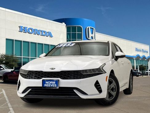 Used 2021 Kia K5 LXS image 1