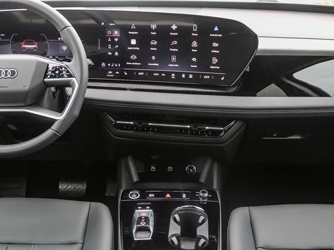 Used 2025 Audi Q6 e-tron Premium w/ Convenience Package image 13