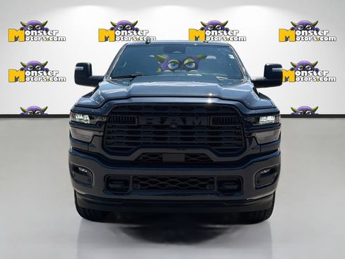 Used 2026 RAM 2500 Big Horn AWD/4WD image 2