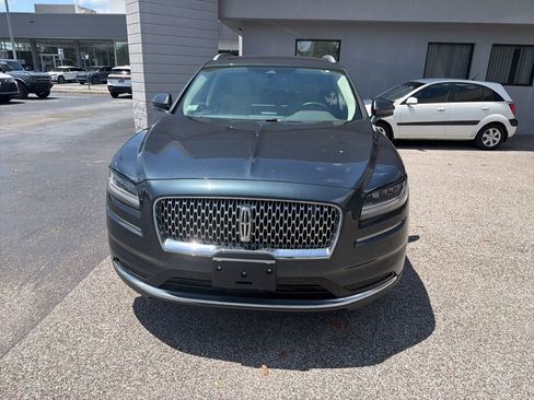 Certified 2022 Lincoln Nautilus AWD w/ Premium Package image 5