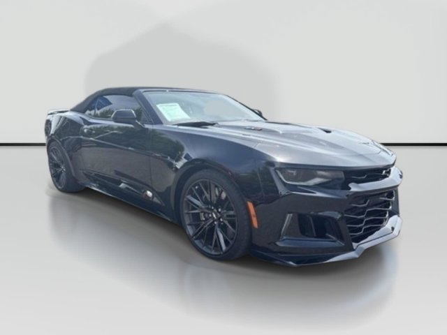 Used 2018 Chevrolet Camaro ZL1 RWD image 7