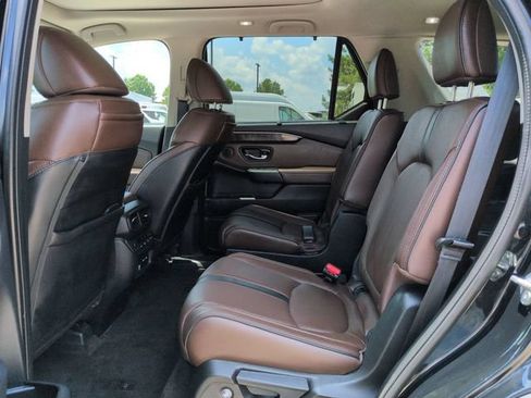 Used 2024 Honda Pilot Elite image 16