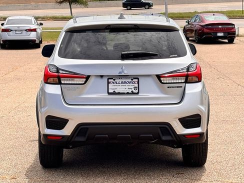 Used 2026 Mitsubishi Outlander Sport AWD image 7