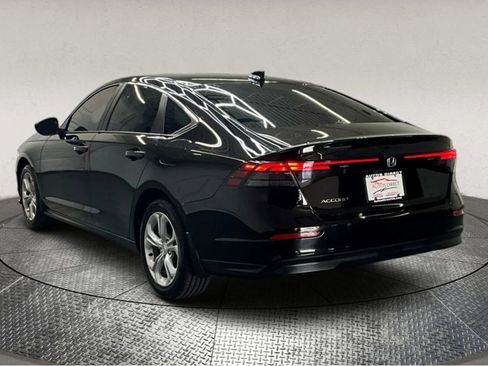 Used 2025 Honda Accord LX image 6