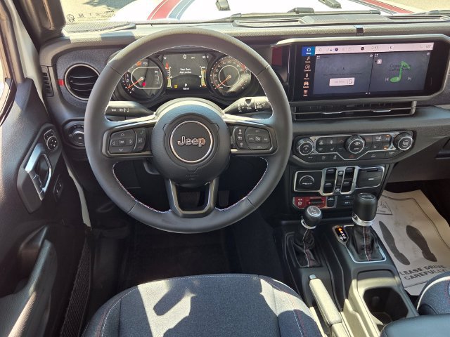 Used 2026 Jeep Wrangler Unlimited Sport AWD/4WD image 8