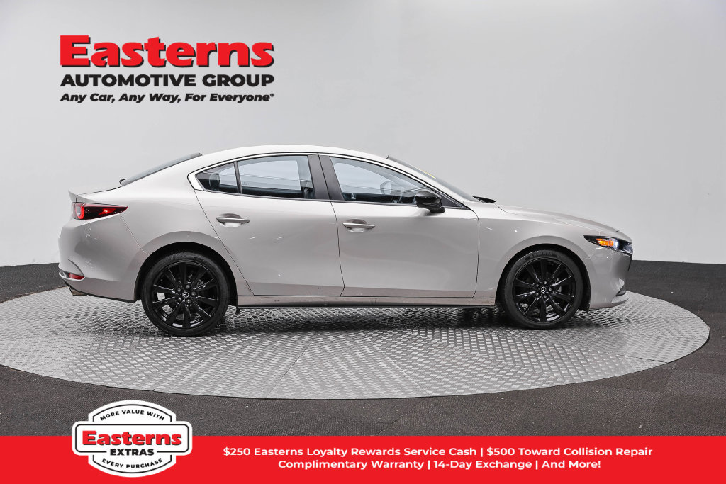 Used 2024 MAZDA MAZDA3 s FWD image 5