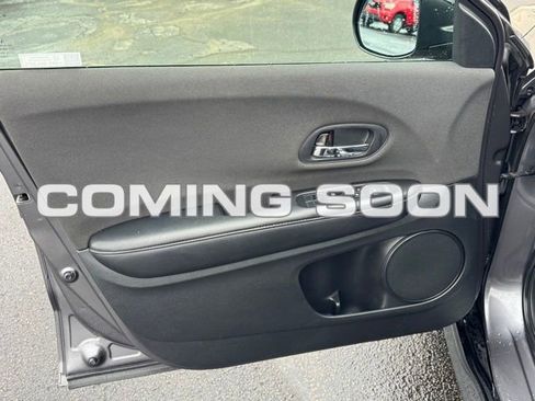 Used 2020 Honda HR-V Sport image 11