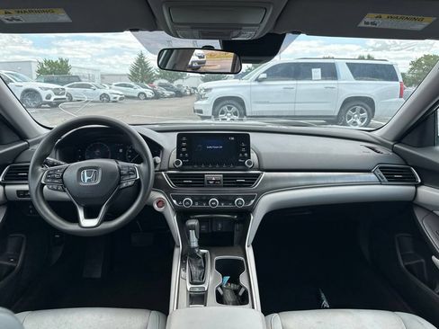 Used 2019 Honda Accord LX image 17