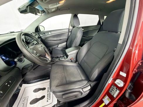 Used 2019 Hyundai Tucson SE image 19
