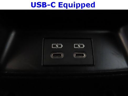 Used 2024 Toyota Corolla LE image 28