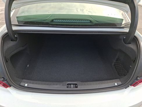 Used 2018 Volvo S90 T6 Inscription image 29