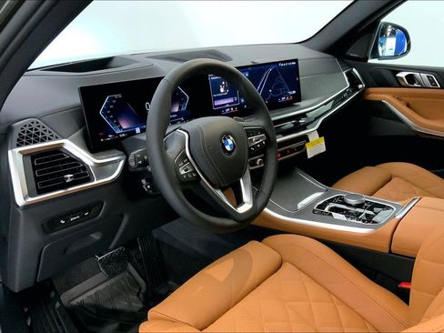 New 2026 BMW X5 xDrive40i w/ Climate Comfort Package image 4