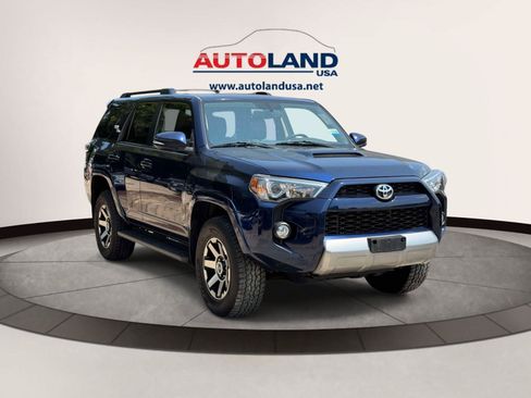 Used 2019 Toyota 4Runner TRD Off-Road Premium AWD/4WD image 2