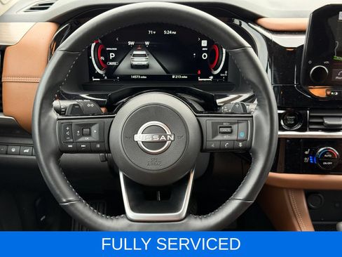 Used 2025 Nissan Pathfinder Platinum AWD/4WD image 30