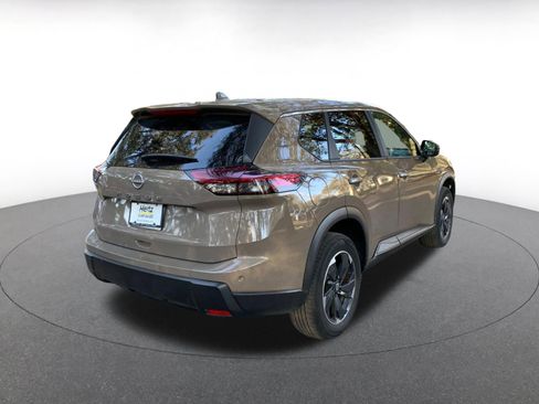 Used 2025 Nissan Rogue SV image 7