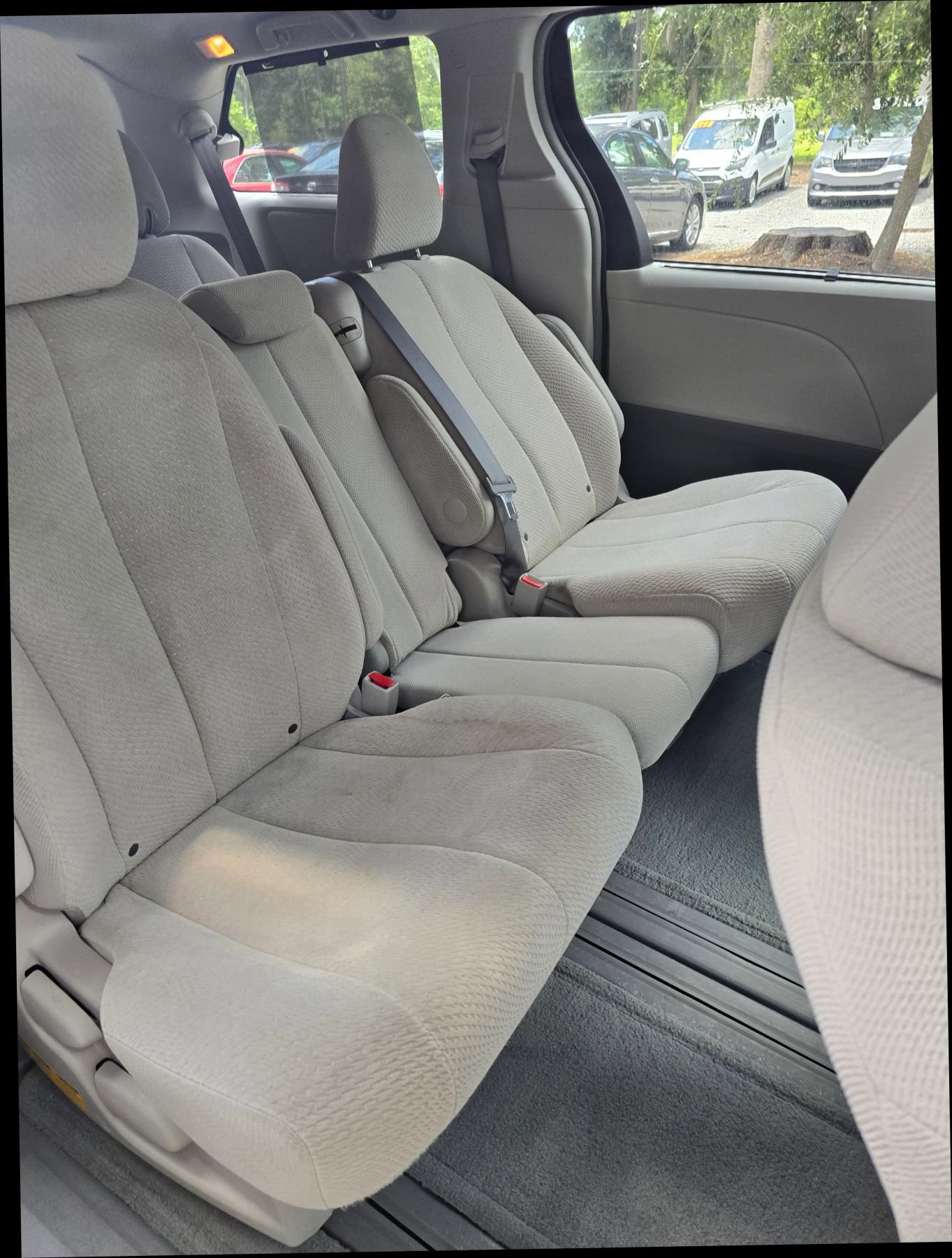 Used 2014 Toyota Sienna LE FWD image 7