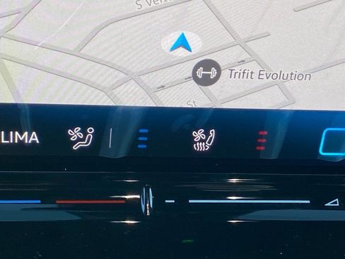 New 2025 Volkswagen ID.4 Pro S image 11