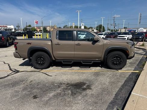 Used 2023 Nissan Frontier PRO-4X w/ Pro-4X Premium Package AWD/4WD image 2
