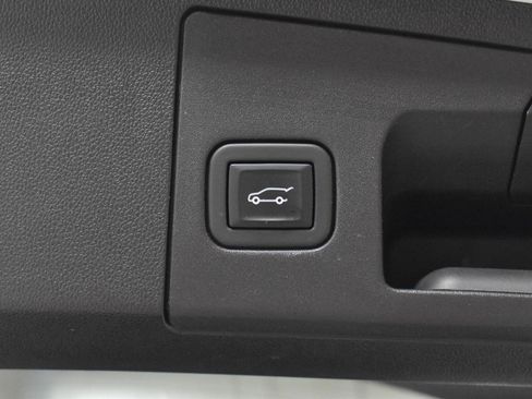 Certified 2023 Cadillac XT4 Sport image 29