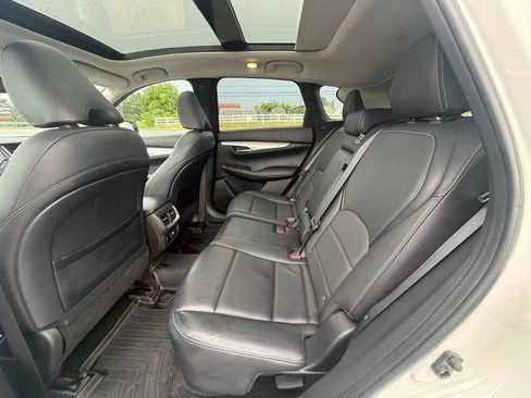 Used 2019 INFINITI QX50 Essential w/ Premium Heat Package AWD/4WD image 19