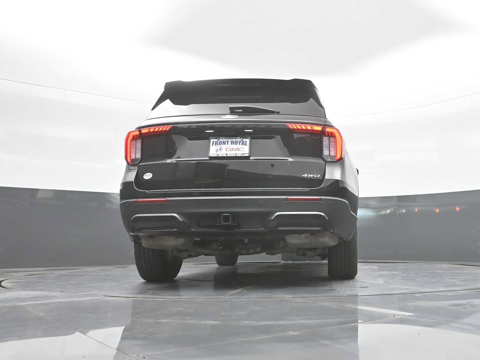 Used 2025 Ford Explorer ST-Line AWD/4WD image 45