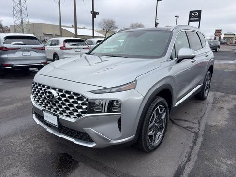 Used 2023 Hyundai Santa Fe Limited image 3