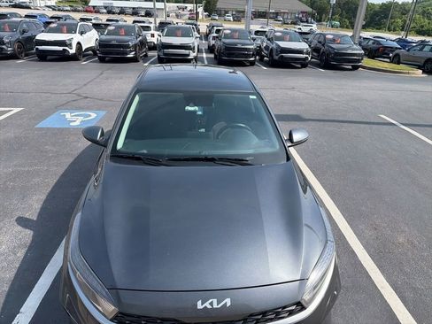Certified 2024 Kia Forte LXS w/ LXS Technology Package FWD image 3