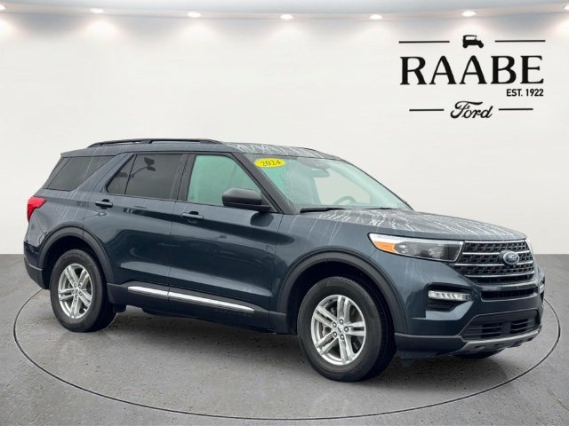 Used 2024 Ford Explorer XLT w/ Equipment Group 202A AWD/4WD image 1