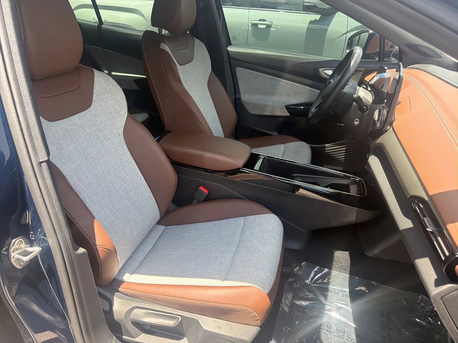 Used 2023 Volkswagen ID.4 Pro AWD/4WD image 17