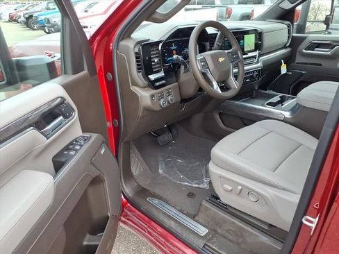New 2026 Chevrolet Silverado 3500 LTZ w/ LTZ Plus Package AWD/4WD image 9