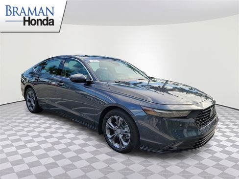 Used 2023 Honda Accord EX-L image 2