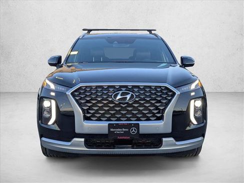 Used 2021 Hyundai Palisade Calligraphy w/ Winter Package image 2