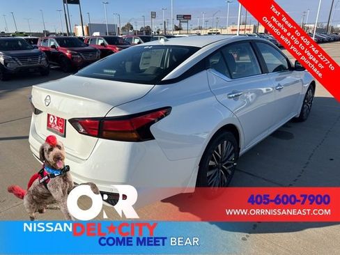 New 2025 Nissan Altima 2.5 SV image 5