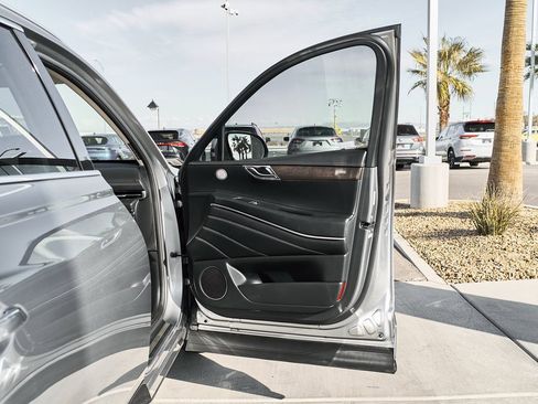 Used 2024 Genesis GV80 2.5T image 9