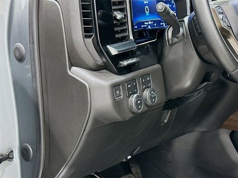 Used 2024 Chevrolet Silverado 3500 High Country w/ High Country Premium Package image 10