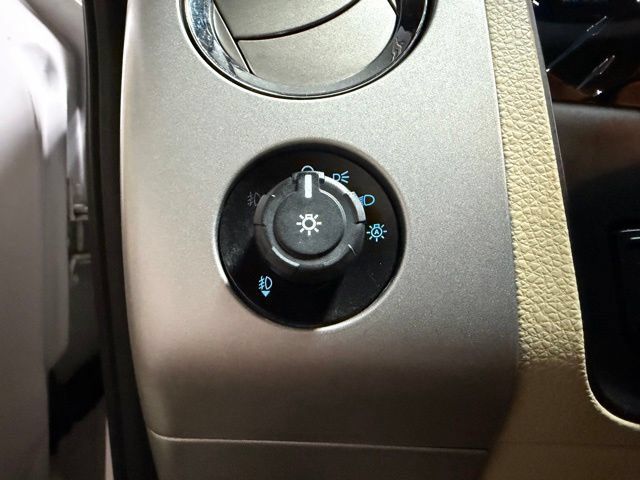 Used 2016 Ford Expedition XLT AWD/4WD image 37