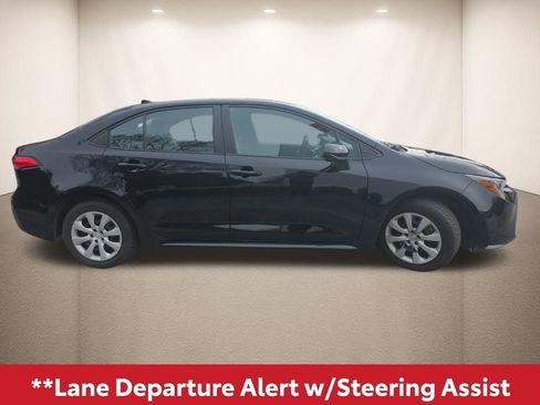 Used 2024 Toyota Corolla LE image 10