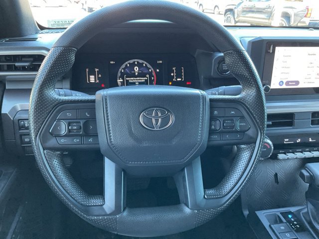 Used 2025 Toyota Tacoma SR5 AWD/4WD image 25