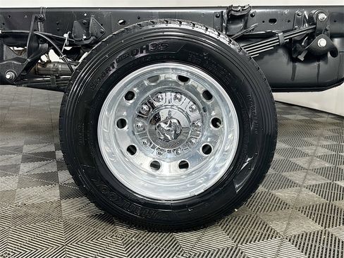 New 2026 RAM 5500 Tradesman image 17